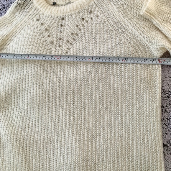 GUESS Cream Sweater with Embellishments - Picture 8 of 10